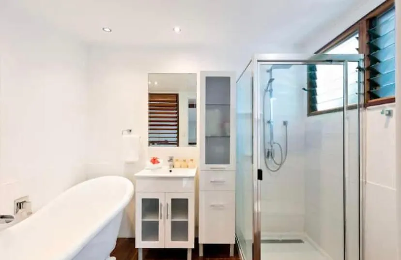 Villa Oshea - Balinese Beachfront Escape With Pool Machans Beach Australia